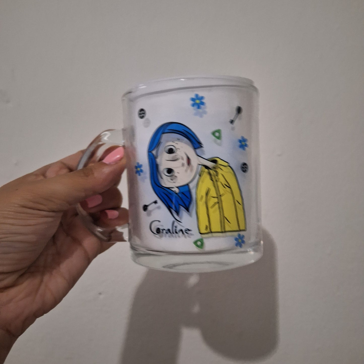 Frases Coraline Glass Mug